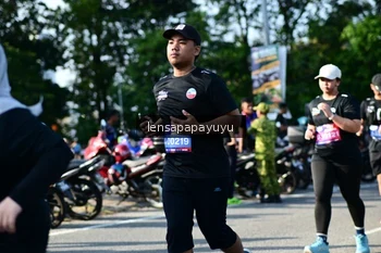Runner Photo 4144559