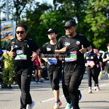 Runner Photo 4144565