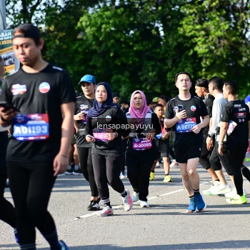 Runner Photo 4144571