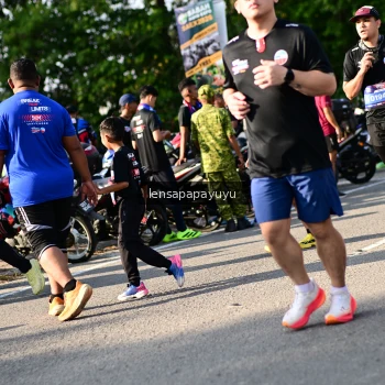 Runner Photo 4144572
