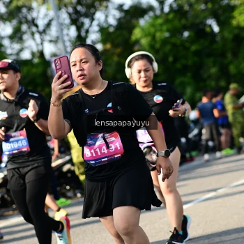 Runner Photo 4144578
