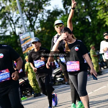 Runner Photo 4144594