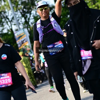 Runner Photo 4144595