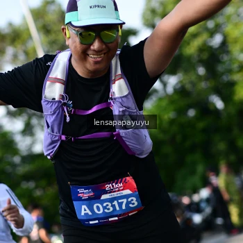 Runner Photo 4144602