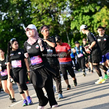 Runner Photo 4144609