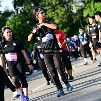 Runner Photo 4144612