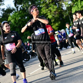 Runner Photo 4144614