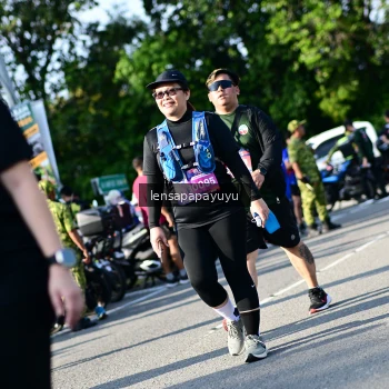 Runner Photo 4144629