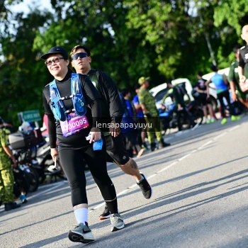 Runner Photo 4144632