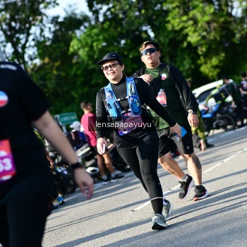 Runner Photo 4144633