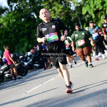 Runner Photo 4144639