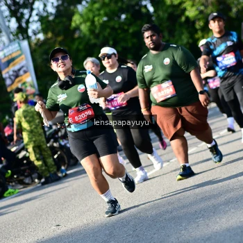 Runner Photo 4144641