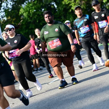 Runner Photo 4144646