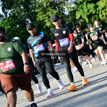Runner Photo 4144653