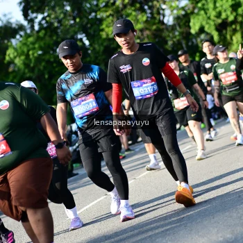 Runner Photo 4144654