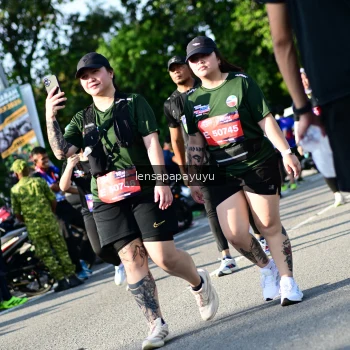 Runner Photo 4144664