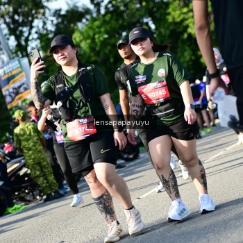 Runner Photo 4144665