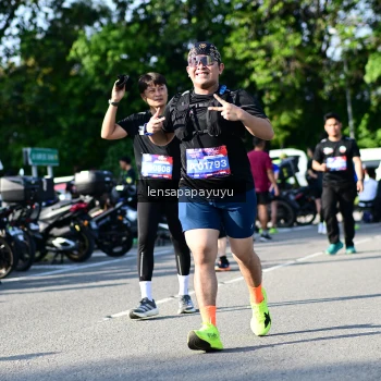 Runner Photo 4144717