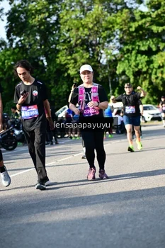 Runner Photo 4144733