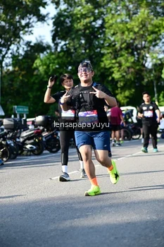 Runner Photo 4144739