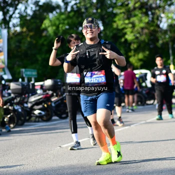Runner Photo 4144747