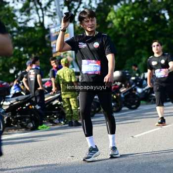 Runner Photo 4144760