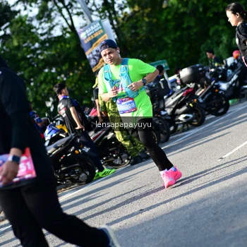 Runner Photo 4144880