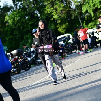 Runner Photo 4144909