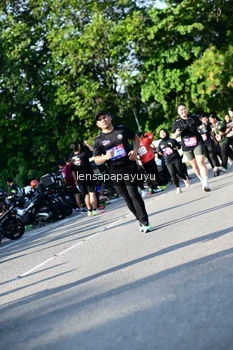 Runner Photo 4144932