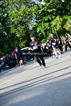 Runner Photo 4144934