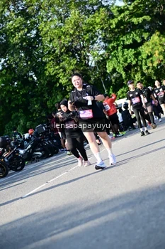 Runner Photo 4144945