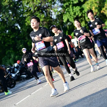 Runner Photo 4144999