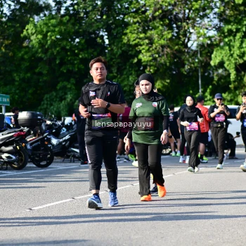 Runner Photo 4145050