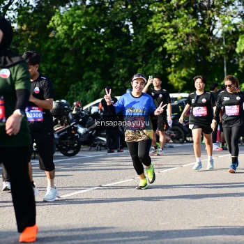 Runner Photo 4145055
