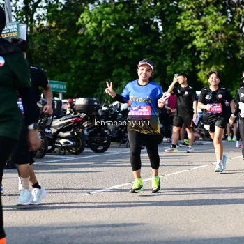 Runner Photo 4145075