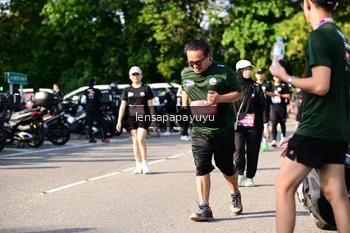 Runner Photo 4145105