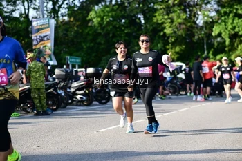 Runner Photo 4145110