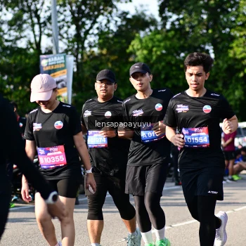Runner Photo 4145133