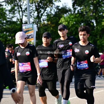 Runner Photo 4145157