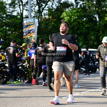 Runner Photo 4145166