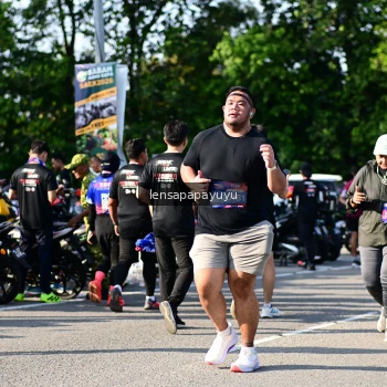 Runner Photo 4145178