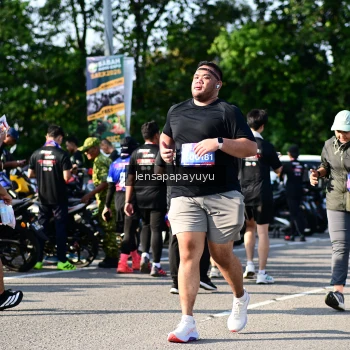 Runner Photo 4145180