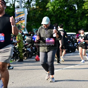 Runner Photo 4145201