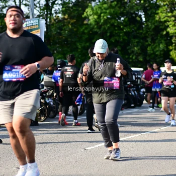 Runner Photo 4145202