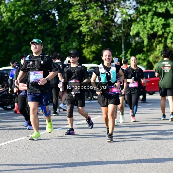 Runner Photo 4145215