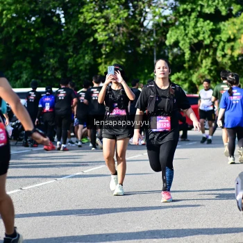 Runner Photo 4145249