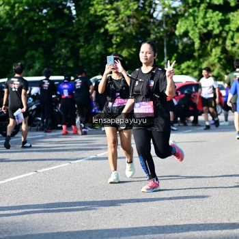 Runner Photo 4145254