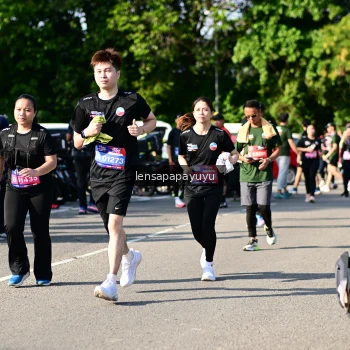Runner Photo 4145279
