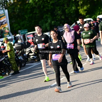 Runner Photo 4145329