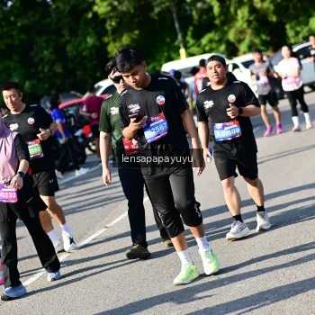 Runner Photo 4145356